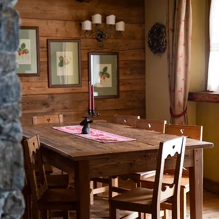 Au Coeur Des Neiges Resort Spa & Free E-Bike Resort Courmayeur