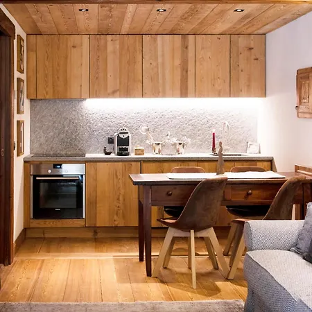 Au Coeur Des Neiges Resort Spa & Free E-Bike 4* Courmayeur