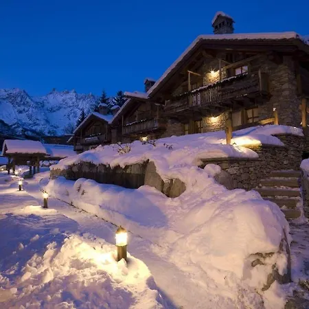 Au Coeur Des Neiges Resort Spa & Free E-Bike Resort