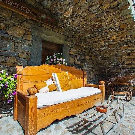 Au Coeur Des Neiges Resort Spa & Free E-Bike Resort Courmayeur