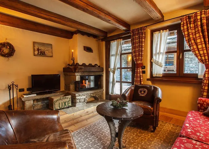 Au Coeur Des Neiges & Free E-bike クールマイユール