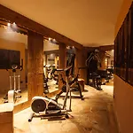 Resort Au Coeur Des Neiges Resort Spa & Free E-Bike 4*