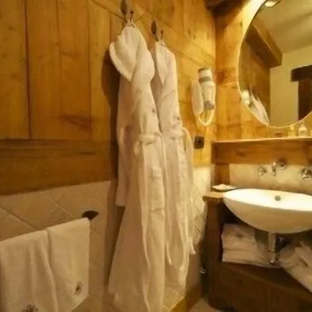 Au Coeur Des Neiges & Spa