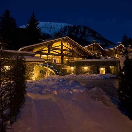 Resort Au Coeur Des Neiges Resort Spa & Free E-Bike 4*