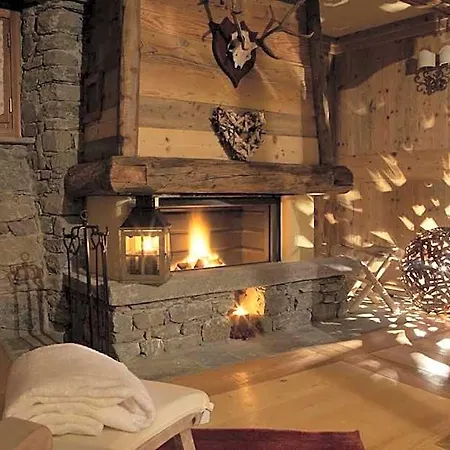 Au Coeur Des Neiges Resort Spa & Free E-Bike Resort Courmayeur