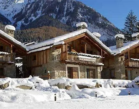 منتجع Au Coeur Des Neiges & Free E-bike