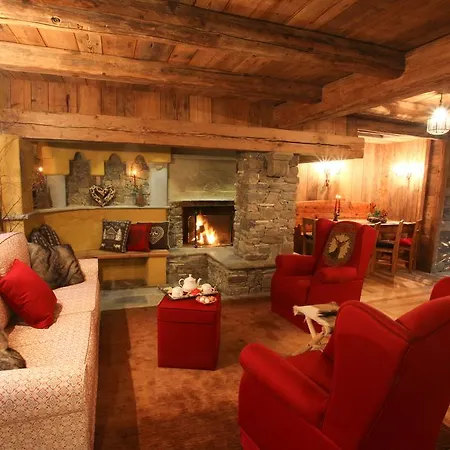 Au Coeur Des Neiges Resort Spa & Free E-Bike Resort Courmayeur