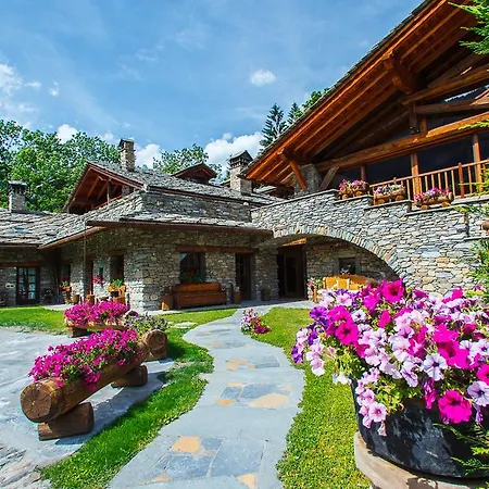 Resort Au Coeur Des Neiges &