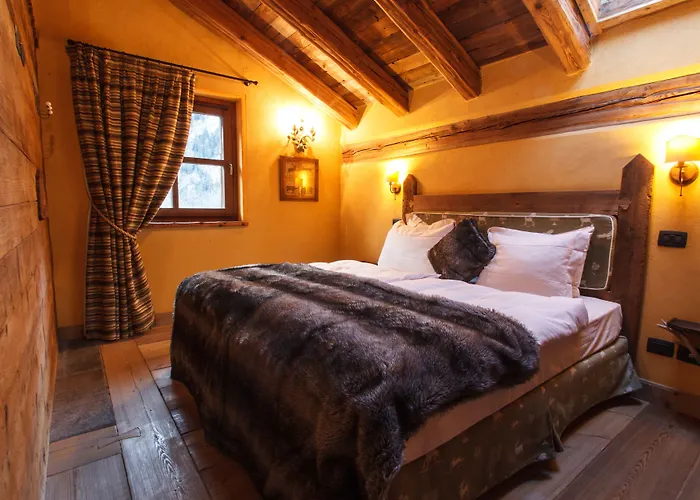 Au Coeur Des Neiges Resort Spa & Free E-Bike Resort Courmayeur