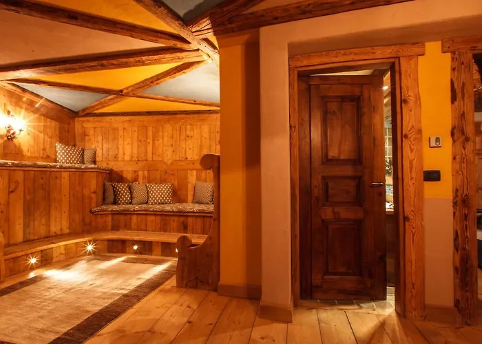 Au Coeur Des Neiges Resort Spa & Free E-Bike Courmayeur